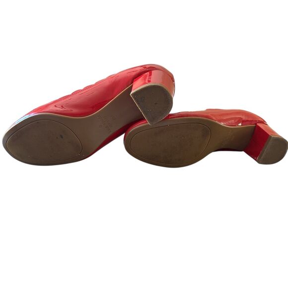 Kate Spade NY Scalloped Red Patent leather  Block Heel Pumps  Size 8M - Picture 5 of 6